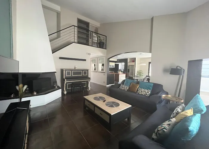 Villa La Maison Blanche Claira